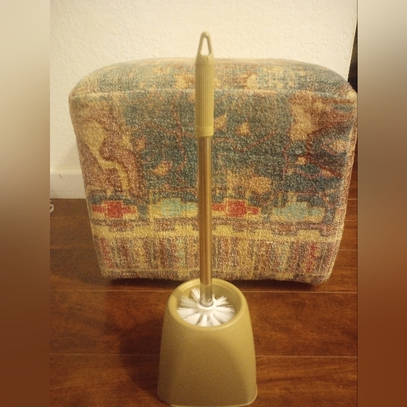 New Toilet Brush - Picture 1 of 2